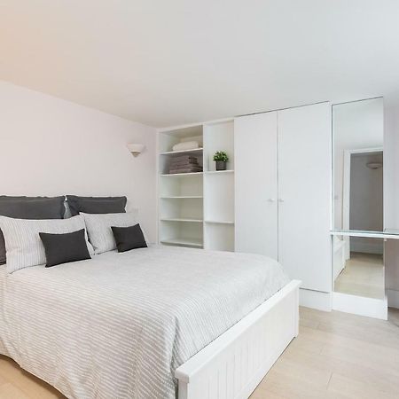 Apartment With Private Patio, And Park Across The Road (Adults Only) London Eksteriør billede